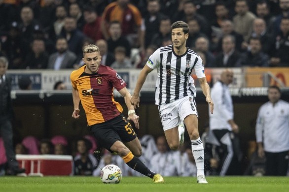 Beşiktaş - Galatasaray maçında ilk 11'ler belli oldu!